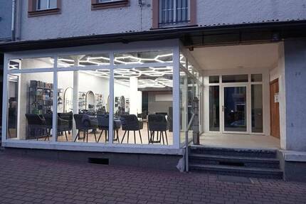 Wohn-Geschäftshaus in Saarwellingen