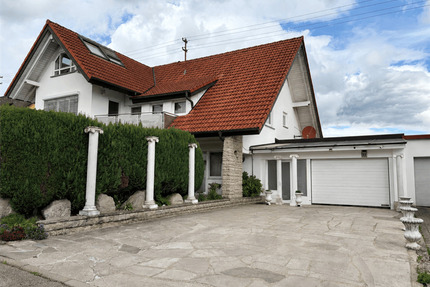 Stilvolle Erdgeschosswohnung mit zwei überdachten Terrassen und mediterranem Wohnflair - Jagstzell