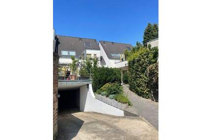 von privat: moderne Eigentumswohnung in begehrter Lage mit Garten - Meerbusch Osterath