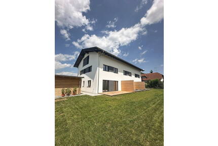 Neubau-Reiheneckhaus in Top-Lage - KfW40 & provisionsfrei - Wallersdorf Haidlfing