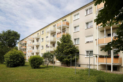 Familie herzlich willkommen! - 357,00&nbsp;EUR Kaltmiete, ca.&nbsp; 59,50&nbsp;m&sup2;&nbsp;Wohnfl&auml;che in Weißenfels (PLZ: 06667)