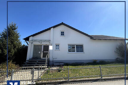 Charmanter Bungalow mit Garten in ruhiger Lage! - Haarbach Rainding