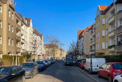 Haus zum Kaufen in Berlin 4.500.000,00 € 1657.09 m²