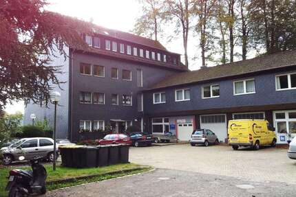 Haus zum Kaufen in Wuppertal 1.750.000,00 € 1450 m²