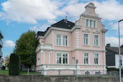 Haus zum Kaufen in Mülheim an der Ruhr 695.000,00 € 231.42 m²