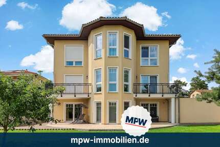 Haus zum Kaufen in Berlin 998.000,00 € 300 m²