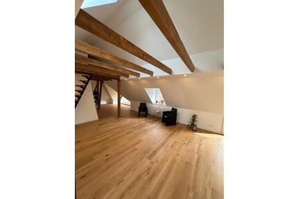 Kernsaniertes Loft in Toplage, Nähe der Herrenhäuser Gärten - Hannover Nord