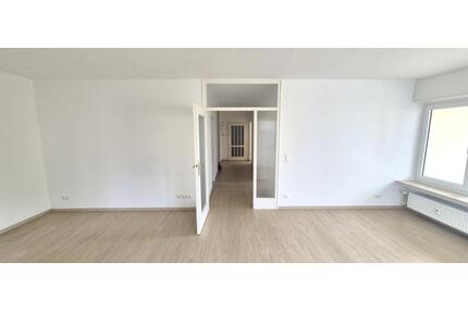 Marxheim Rosenberg: 3ZKB Wohnung, Balkon, Keller, Stellpl., 83 qm - Hofheim am Taunus