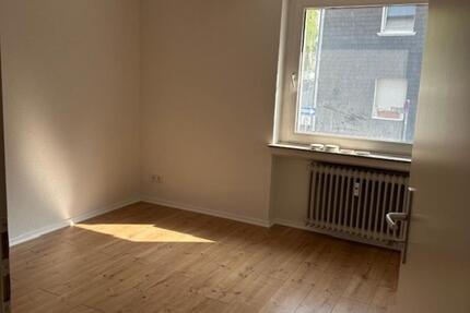 Schöne, sanierte 3 Zimmer Wohnungen auf dem Rott, nur mit WBS Schein - Wuppertal Barmen