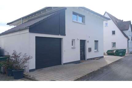 Haus zum Kaufen in Lauf 858.000,00 € 214 m²