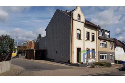 Haus zum Kaufen in Düren-Hoven 298.000,00 € 180 m²