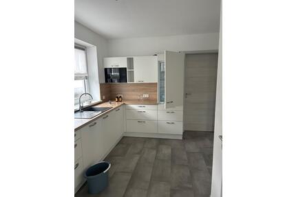 Doppelhaushälfte in Neubau zu vermieten - Eschenburg