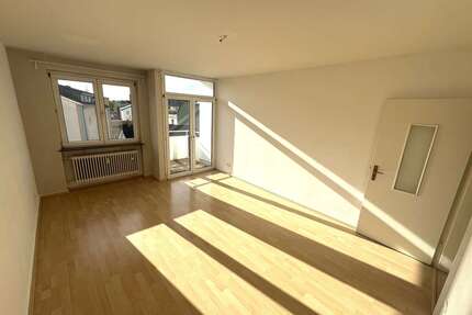 Wohnung zum Mieten in Frankfurt am Main 1.050,00 € 60.48 m²