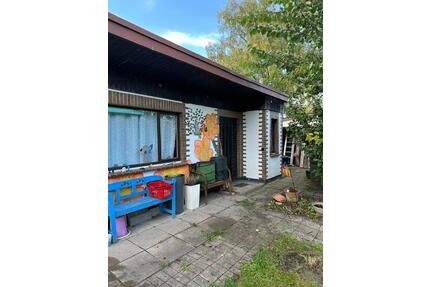 Kleingarten - 3.999,00&nbsp;EUR Kaltmiete, ca.&nbsp; 0,00&nbsp;m&sup2; in Lambrechtshagen (PLZ: 18069)