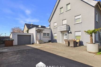 Geräumige Doppelhaushälfte mit großem Garten in Speicher