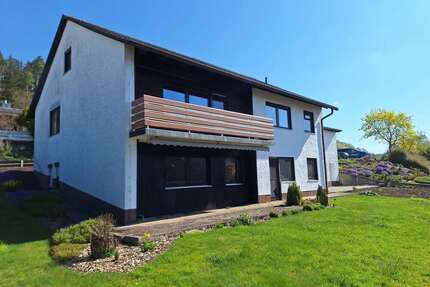 Haus zum Kaufen in Greding 490.000,00 € 211 m²