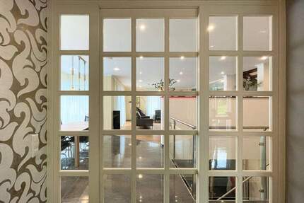 Luxuswohnen mit Pool, Sauna und vermietetem Dreifamilienhaus - Stockach Hoppetenzell