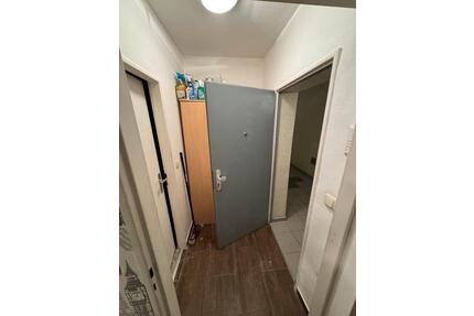 1 Zimmer, Küche, Bad Balkon zu verkaufen - Rüsselsheim am Main