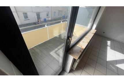 2 Zimmer KDB Wohnung nähe Helios Klinikum Fachhochschule - Krefeld Dießem