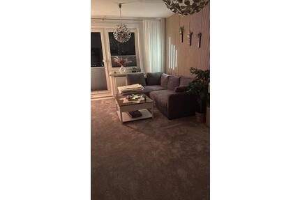 Für 4 Monate 3 Zimmerwohnung - 850,00&nbsp;EUR Kaltmiete, ca.&nbsp; 69,00&nbsp;m&sup2; in Berlin (PLZ: 12679) Marzahn-Hellersdorf