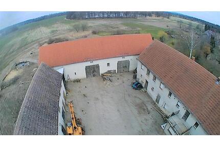 Vier - Seitenhof - 185.000,00&nbsp;EUR Kaufpreis, ca.&nbsp; 240,00&nbsp;m&sup2; in Malschwitz (PLZ: 02694)