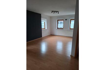 Wohnung 2ZKB - 380,00&nbsp;EUR Kaltmiete, ca.&nbsp; 54,00&nbsp;m&sup2; in Homberg (Ohm) (PLZ: 35315)