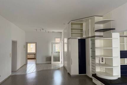 Exklusive 3 Zimmer Wohnung mit Terrasse in der Innenstadt - Braunschweig