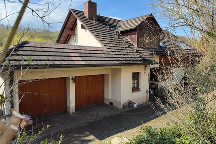 Gepflegtes großes EFH mit Ausbaupotential in Stadtrandlage von Gera