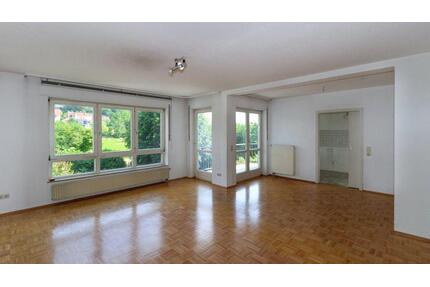 Sanierte 3-Zimmer-Wohnung mit Balkon in Petersberg