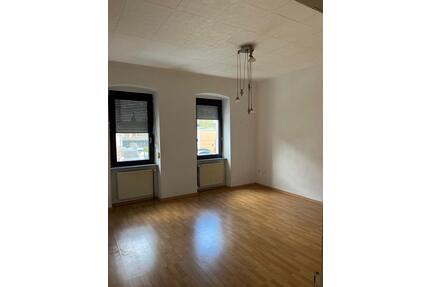 3ZKB Wohnung im EG mit Garten inkl. Küche - Sankt Ingbert