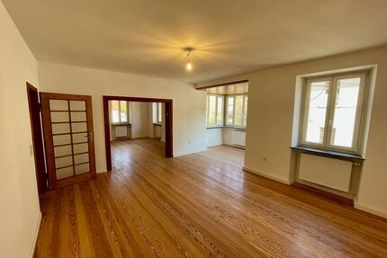 Provisionsfrei* Wunderschöne, komplett renovierte 140qm Altbauwohnung nahe Neustadt mit Garten - Frankeneck