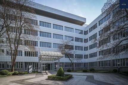 Büro in Böblingen 24.420,00 € 2220 m²