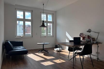 42,62 Sq m lease take overLeasingübernahme - Berlin Neukölln