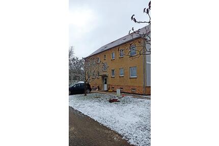 Beschauliche 3 Raumwohnung - 350,00&nbsp;EUR Kaltmiete, ca.&nbsp; 60,00&nbsp;m&sup2; in Schönhausen (Elbe) (PLZ: 39524)