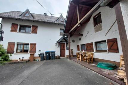 Haus zu vermieten - 850,00&nbsp;EUR Kaltmiete, ca.&nbsp; 140,00&nbsp;m&sup2; in Düngenheim (PLZ: 56761)