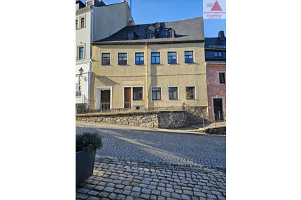 Wohn- und Geschäftshaus in Schwarzenberg am Markt für Projektentwickler