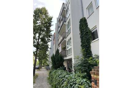 Wohnung zum Mieten in Berlin-Adlershof 1.239,99 € 104.28 m²