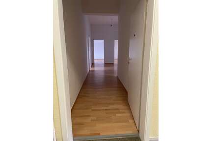 Wohnung zum Mieten in Mönchengladbach 1.060,00 € 87.7 m²