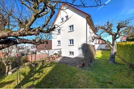 Alleskönner! Zweifamilienhaus in perfekter Stadtlage - Böblingen