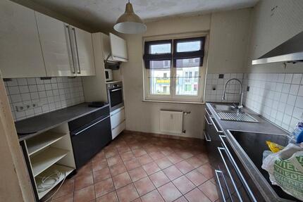 SG nähe Stadtwerke, 2 Zi.-Whg, ca. 54 m², Süd-Balkon, ruhige Lage - Solingen Wald