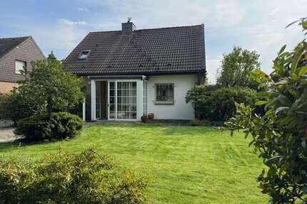 Haus zum Mieten in Meerbusch 1.900,00 € 140 m²