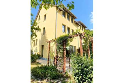 Haus zum Kaufen in Radebeul 690.000,00 € 149 m²