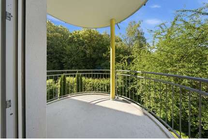 Wohnung zum Kaufen in Augsburg 266.500,00 € 53.32 m²