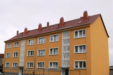Günstige 3-ZI-WHG - 330,00&nbsp;EUR Kaltmiete, ca.&nbsp; 56,80&nbsp;m&sup2; in Nienburg (Saale) (PLZ: 06429)