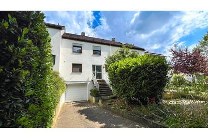 Familienidylle im Reihenmittelhaus: Ihr neues Zuhause mit Garten! - Öhringen