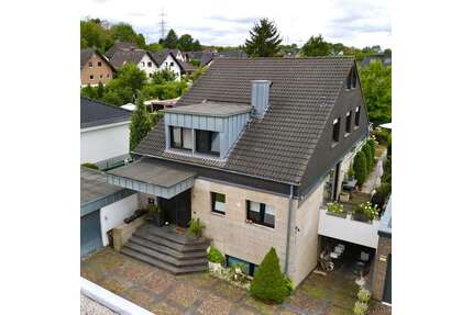 Haus zum Kaufen in Hennef 869.000,00 € 300 m²