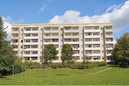 *Gemütliche 2-Raum-Wohnung im Erdgeschoss mit Dusche* - Hohenstein-Ernstthal