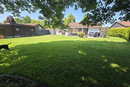 Klein aber fein! Schmuckes EFH mit schönem Gartengrundstück in Belum.