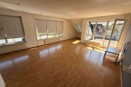 Wohnung zum Mieten in Frankfurt 1.400,00 € 106 m²