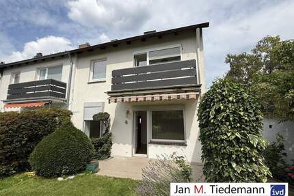 St. Jürgen Nähe UNI: Reihenendhaus mit 3,5 Zimmern, Garten und Garage auf Eigenland - Lübeck